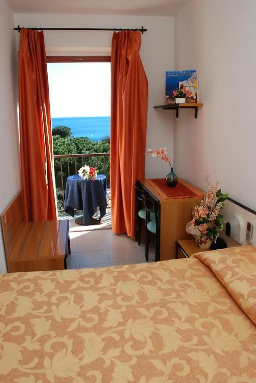Hotel Da Fine Seccheto 2*,