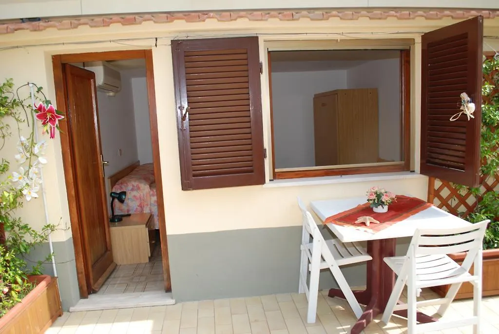 Hotel Da Fine Seccheto 2*,  Italy